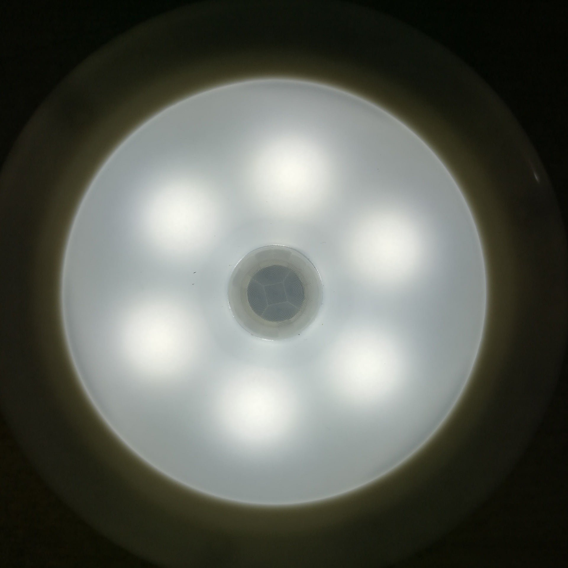 Luxx Motion Sensor Night Light